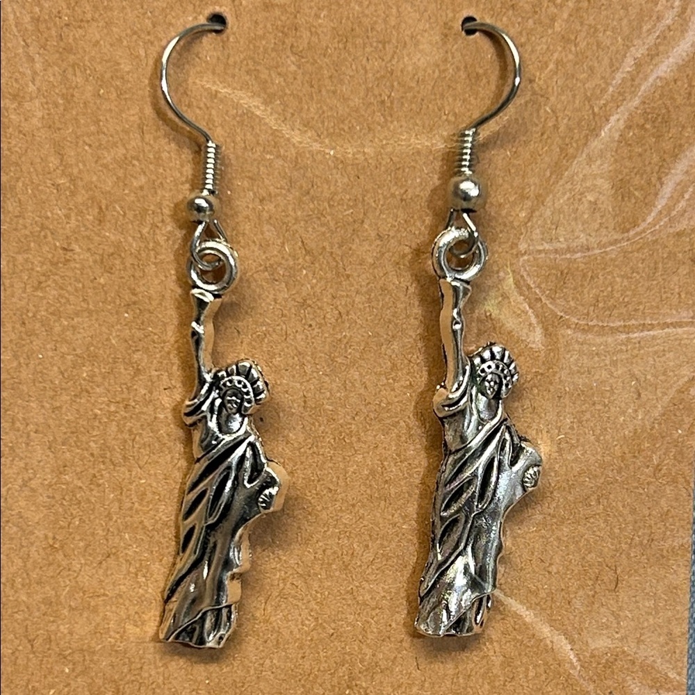 Silver Statue of Liberty dangle Earrings